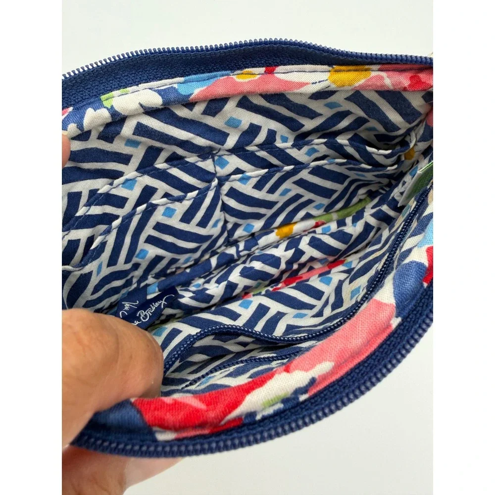 Vera Bradley Wristlet Women Small Multicolor Floral Quilted Cotton‎ Zip 7x4
